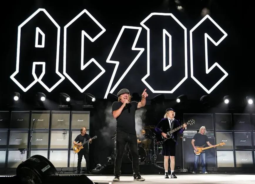 AC/DC Tour